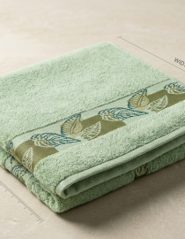 Insee Mart | 100% Premium Cotton Export Quality Bath Towel – Light Green Series (Ultra Absorbent & Lint-Free)